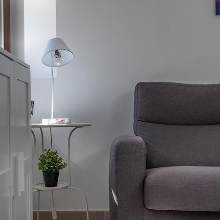 باليرمو Malu Holiday Apartment-Palazzo Quaroni المظهر الخارجي الصورة